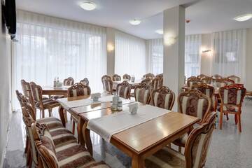 Фотографии Отель Jupiter 1 Family Hotel г. Балчик (Болгария) №4 Фото Отель Jupiter 1 Family Hotel г. Балчик 4