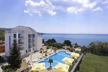 Фотографии Отель Hotel Iceberg г. Балчик (Болгария) №2 Фото Отель Hotel Iceberg г. Балчик 2