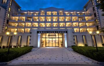 Фото номера Люкс с пакетом услуг «Фирменный» Отель White Rock Castle Suite Hotel &amp; SPA г. Балчик 3