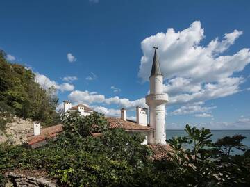 Фото номера Полулюкс с правом бесплатного посещения Ботанического сада Отель White Rock Castle Suite Hotel &amp; SPA г. Балчик 3