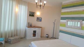 Фото номера Вилла с видом на море Виллы Sunny House Izgrev г. Балчик 73