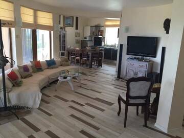 Фото номера Вилла с видом на море Виллы Sunny House Izgrev г. Балчик 29