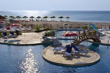 Фото номера Вилла с видом на море Виллы Sunny House Izgrev г. Балчик 81