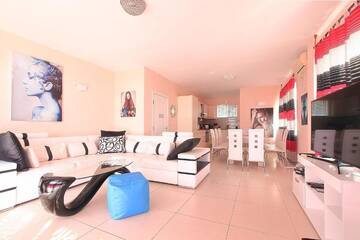 Фото номера Вилла с 6 спальнями и отдельным бассейном Виллы Villa Emloti Art-Decor &amp; Fashion Boutique г. Балчик 176