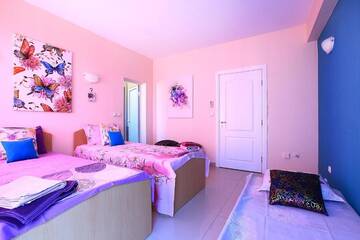 Фото номера Вилла с 6 спальнями и отдельным бассейном Виллы Villa Emloti Art-Decor &amp; Fashion Boutique г. Балчик 172