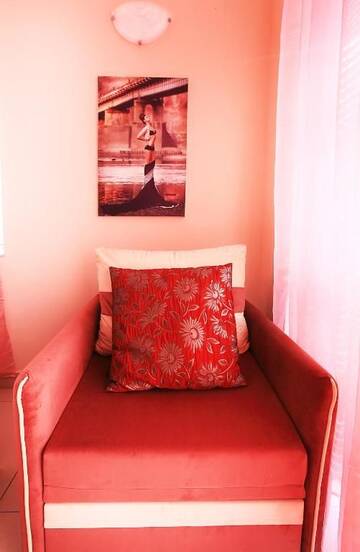 Фото номера Вилла с 6 спальнями и отдельным бассейном Виллы Villa Emloti Art-Decor &amp; Fashion Boutique г. Балчик 181