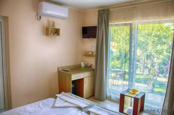 Фото номера Двухместный номер Делюкс с 1 кроватью Гостевой дом Guest House Simon Green г. Балчик 5