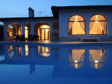 Фото номера Вилла с видом на море Виллы Private Villa 101 in BlackSeaRama г. Балчик 57