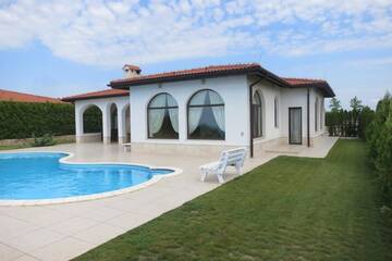 Фото номера Вилла с видом на море Виллы Private Villa 101 in BlackSeaRama г. Балчик 88