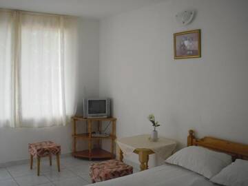 Фото номера Двухместный номер с 1 кроватью с видом на море Гостевой дом Guest house Horizont г. Балчик 18
