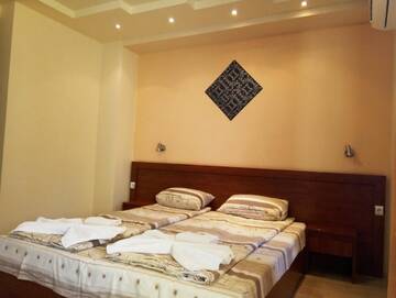 Фото номера Апартаменты с 1 спальней Отель Paris Hotel г. Балчик 4