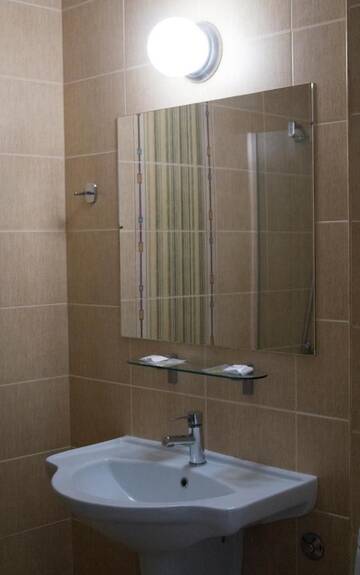Фото номера Двухместный номер с 2 отдельными кроватями Отель Valeo Hotel г. Балчик 6