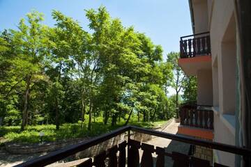 Фото номера Comfort Twin Room with Balcony (No Air Conditioning) Отель Bisser Hotel - Free Parking - Free Pool Access г. Балчик 13