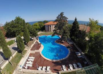 Фотографии Отель Bisser Hotel - Free Parking - Free Pool Access г. Балчик (Болгария) №1 Фото Отель Bisser Hotel - Free Parking - Free Pool Access г. Балчик 1