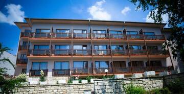 Фотографии Отель Bisser Hotel - Free Parking - Free Pool Access г. Балчик (Болгария) №2 Фото Отель Bisser Hotel - Free Parking - Free Pool Access г. Балчик 2