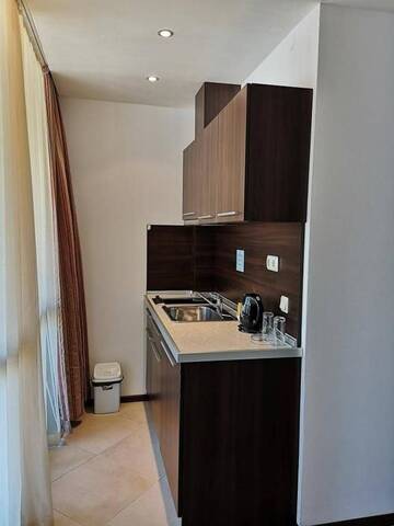 Фото номера Номер-студио с видом на город Апарт-отели Marina City ApartHotel г. Балчик 6
