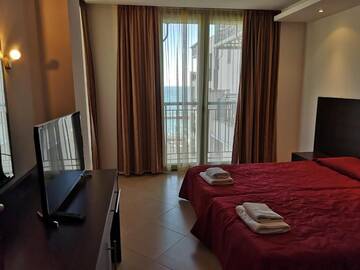 Фото номера Апартаменты с 1 спальней и видом на море Апарт-отели Marina City ApartHotel г. Балчик 18
