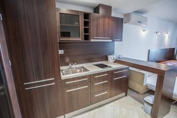 Фото номера Номер-студио, вид на море (для 2 взрослых) Апарт-отели Marina City ApartHotel г. Балчик 6