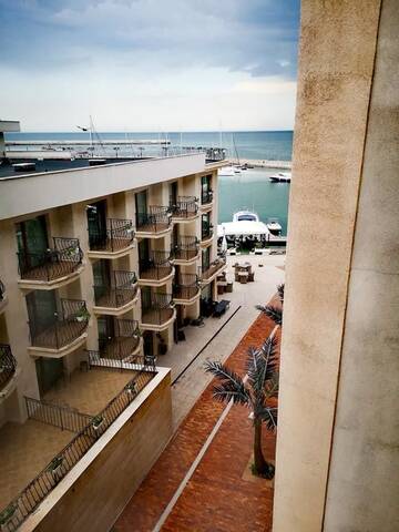 Фото номера Апартаменты с 2 спальнями Апарт-отели Marina City ApartHotel г. Балчик 8