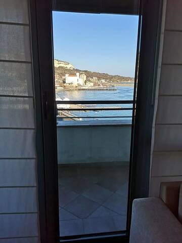 Фото номера Номер-студио, вид на море (для 2 взрослых) Апарт-отели Marina City ApartHotel г. Балчик 10