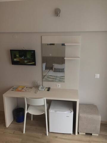 Фото номера Двухместный номер с 1 кроватью и балконом Отель Helios Hotel г. Балчик 10