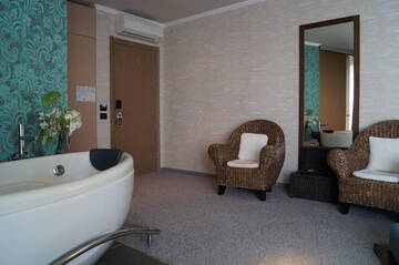 Фото номера Полулюкс Отель Regina Maria Spa Design Hotel г. Балчик 4