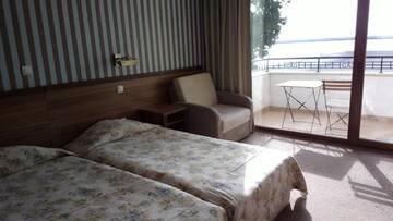 Фото номера Двухместный номер с 1 диваном-кроватью Отель Selena Hotel г. Балчик 24