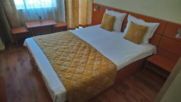 Фото номера Бюджетный двухместный номер с 1 кроватью Отель Victoria Family Hotel г. Балчик 2