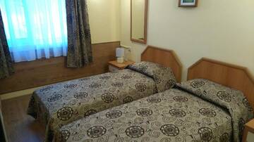 Фото номера Полулюкс с балконом Отель Victoria Family Hotel г. Балчик 2
