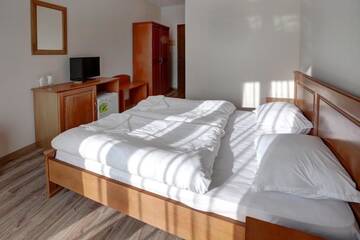 Фото номера Стандартный двухместный номер с 1 кроватью и балконом Отель Jupiter 1 Family Hotel г. Балчик 15
