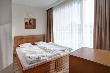 Фото номера Стандартный двухместный номер с 1 кроватью и балконом Отель Jupiter 1 Family Hotel г. Балчик 19