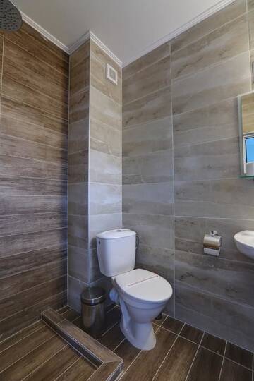 Фото номера Стандартный двухместный номер с 1 кроватью и балконом Отель Jupiter 1 Family Hotel г. Балчик 8