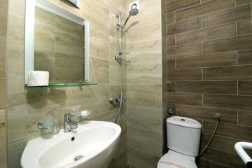 Фото номера Двухместный номер с 1 кроватью Отель Family Hotel Jupiter г. Балчик 13