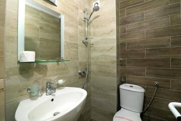 Фото номера Двухместный номер с 1 кроватью Отель Family Hotel Jupiter г. Балчик 6