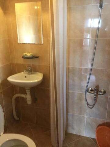 Фото номера Четырехместный номер с видом на море Гостевой дом Guest House Paskal г. Балчик 2
