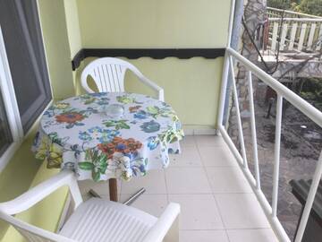 Фото номера Четырехместный номер с видом на море Гостевой дом Guest House Paskal г. Балчик 3