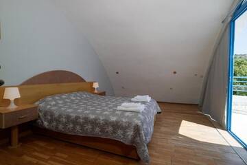 Фото номера Мезонет с 2 спальнями и видом на море Отель Hotel Iceberg г. Балчик 8
