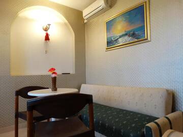 Фото номера Двухместный номер с 2 отдельными кроватями Гостевой дом Guest House Maria г. Балчик 6